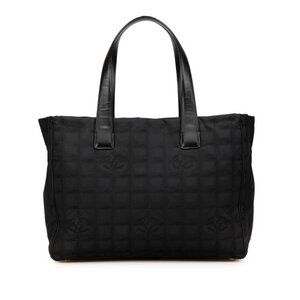 CHANEL Black Leather Logo Shoulder Bag